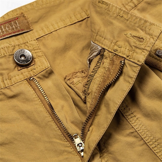Herren unifarbene Cargo-Shorts mit mehreren Taschen