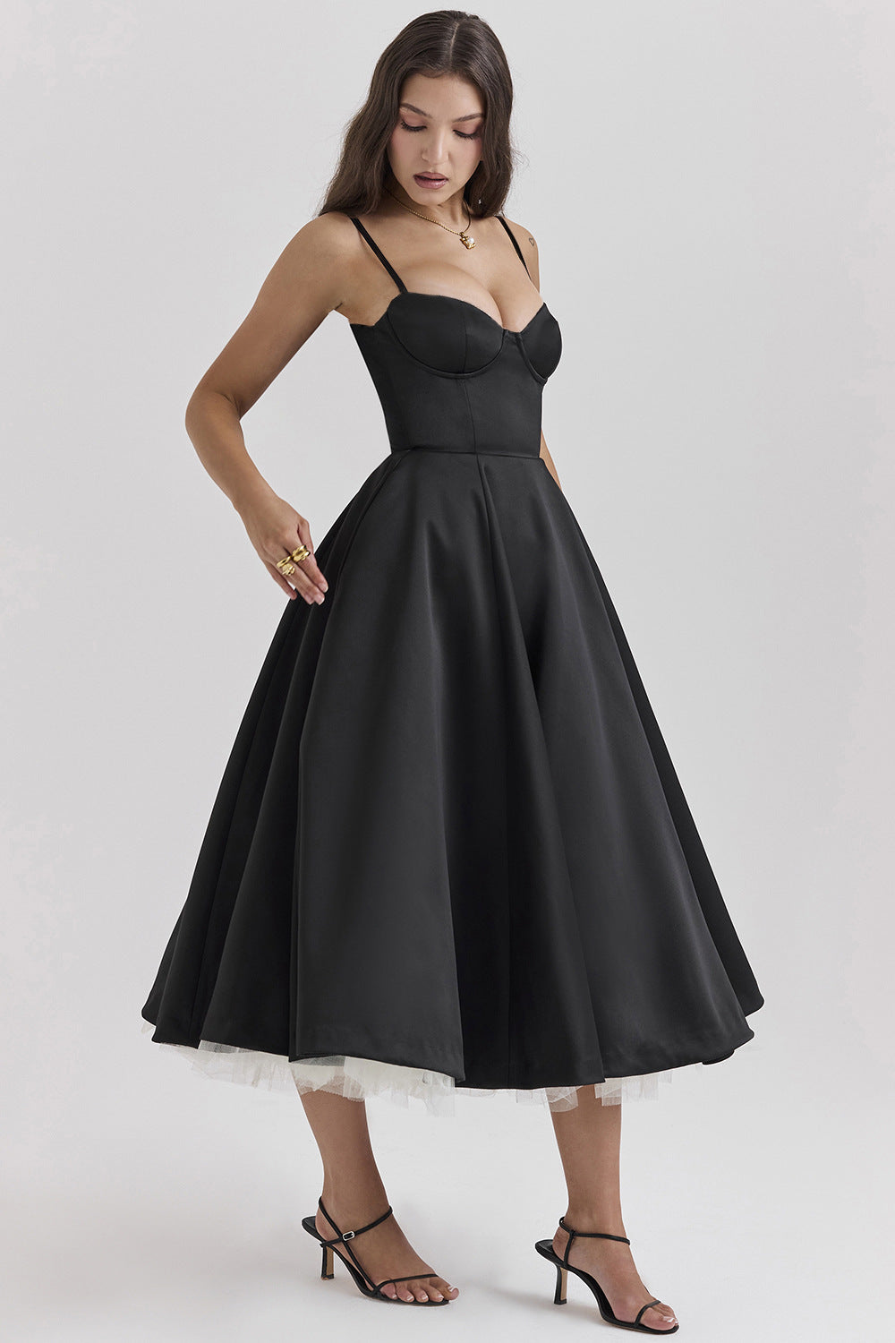Romantisches Sommer Midi Kleid