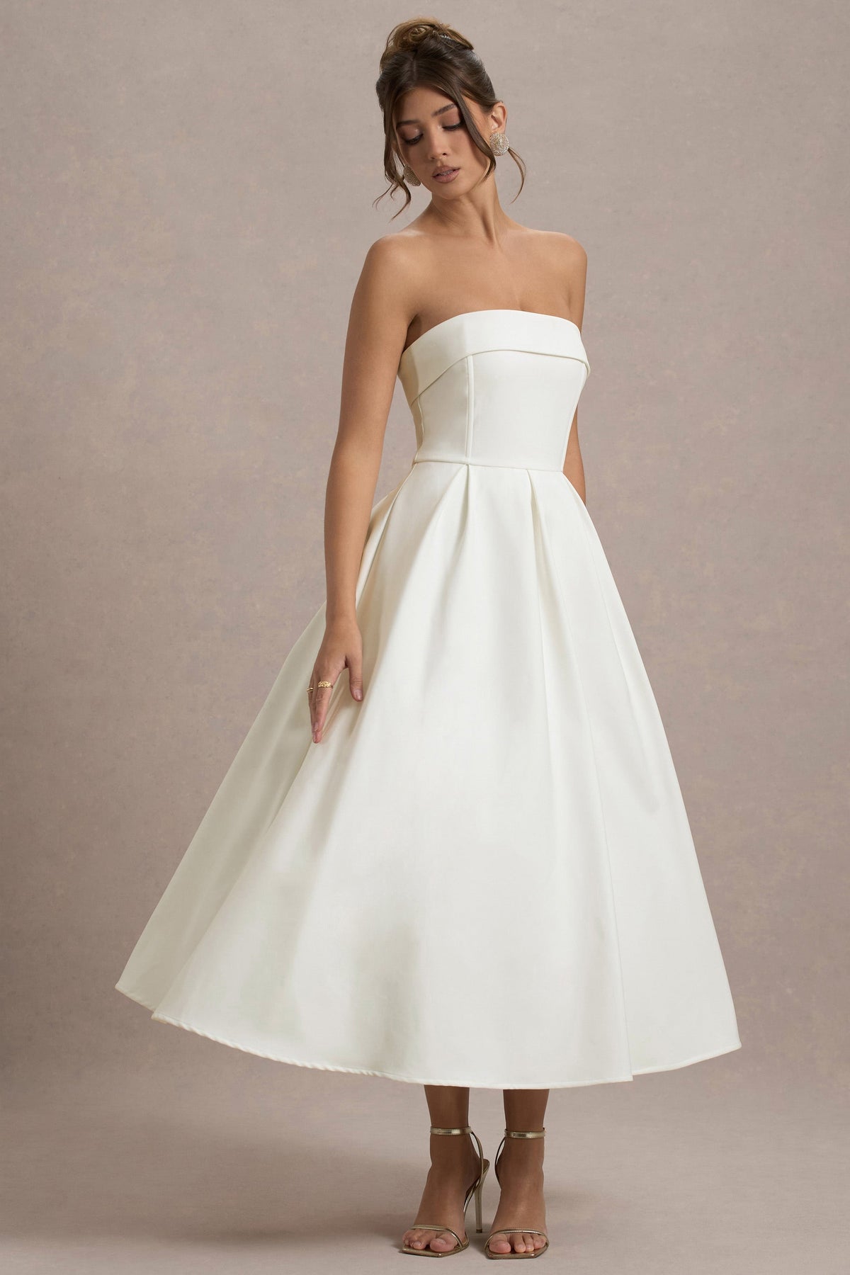 Stilvolles Midi-Kleid mit Schulterfreiem Ausschnitt