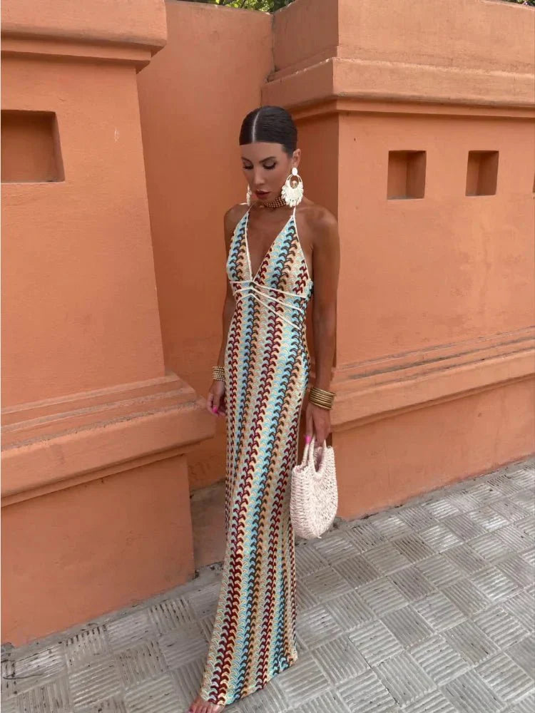 Maxikleid mit Halterneck und geometrischem Muster