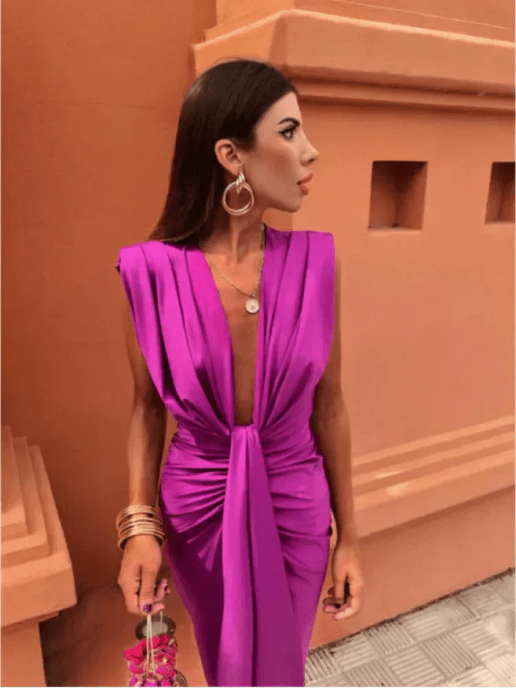 Elegantes Drapé-Kleid mit Taillenband