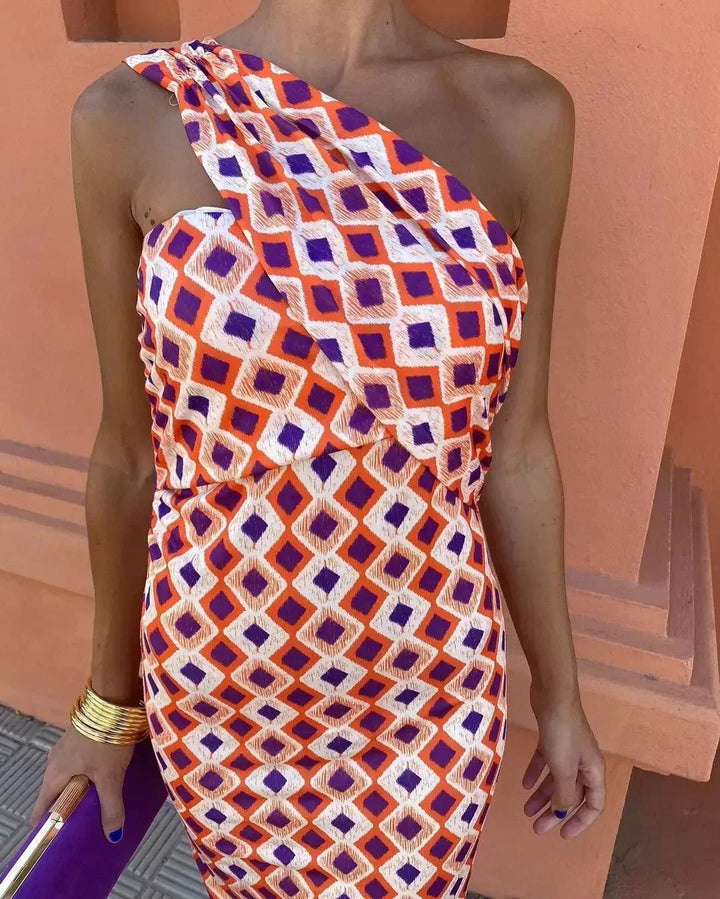 Maxikleid mit asymmetrischer Schulter
