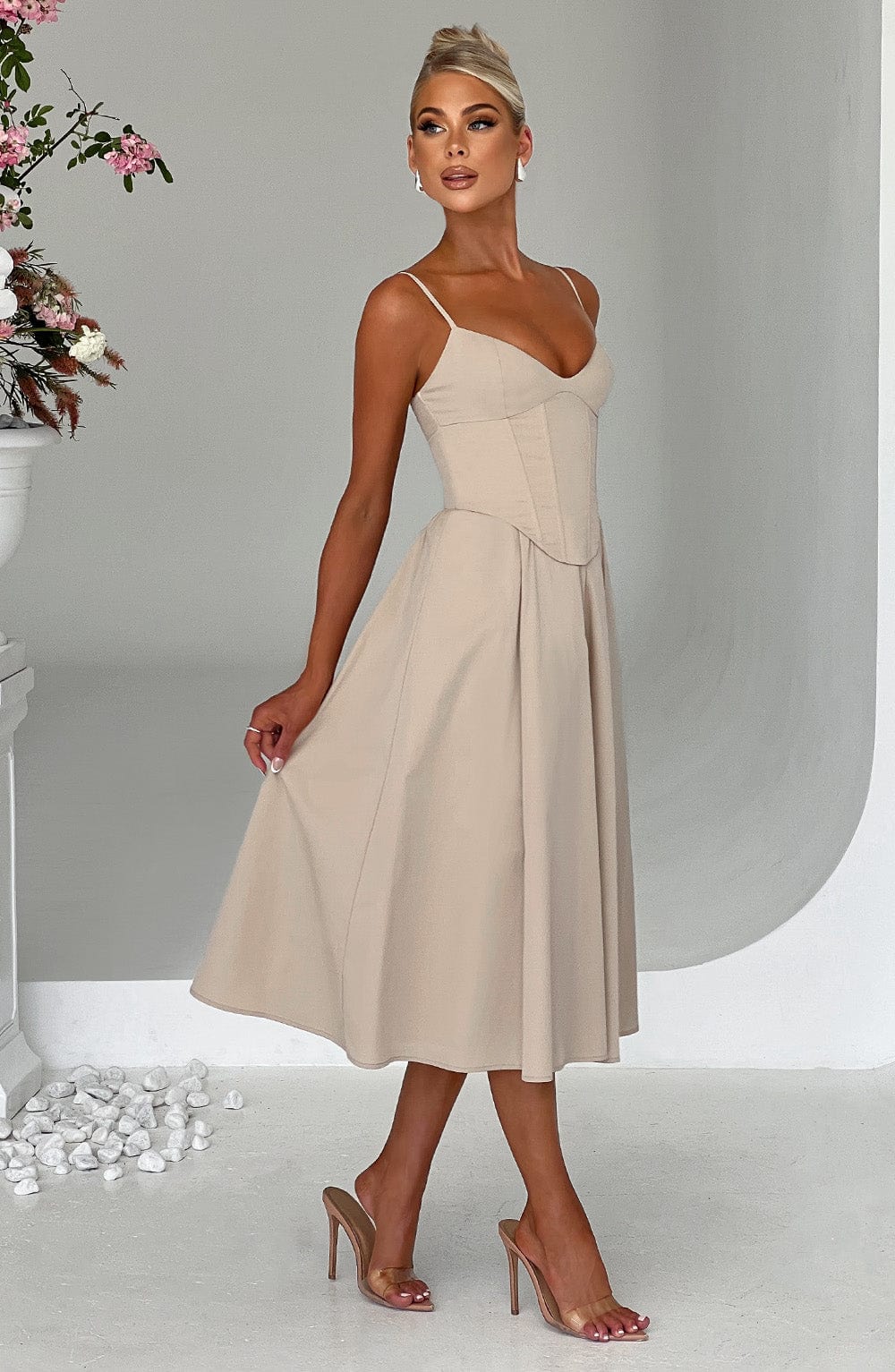 Elegantes Midi Kleid im Corset Stil