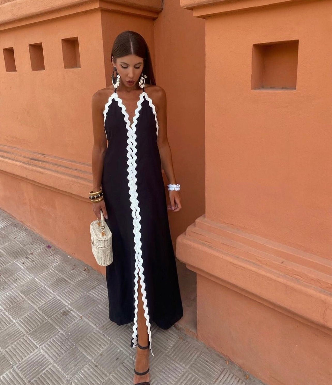 Elegantes Maxikleid mit offenem Rücken