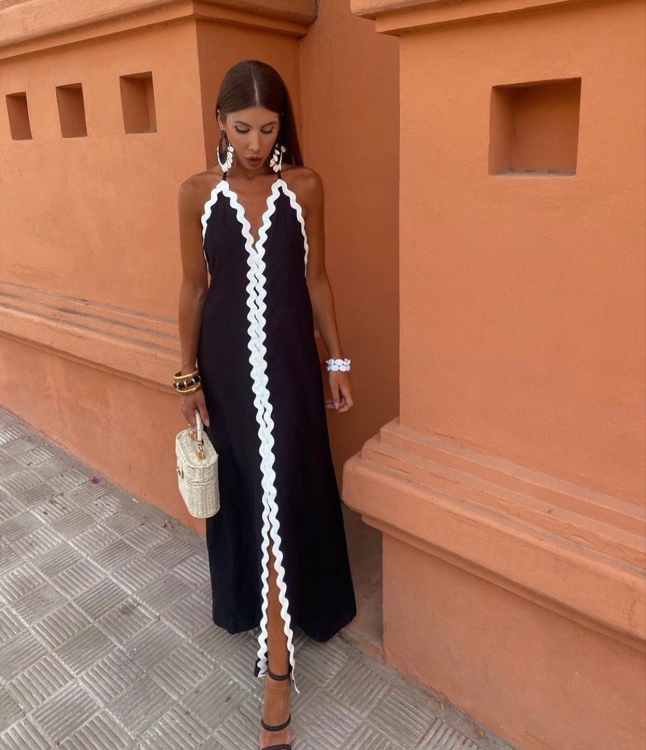 Elegantes Maxikleid mit offenem Rücken