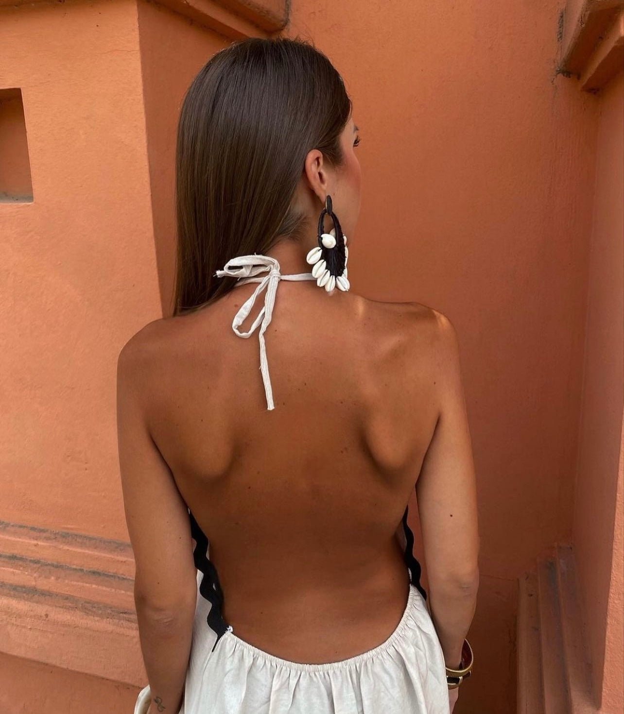 Elegantes Maxikleid mit offenem Rücken