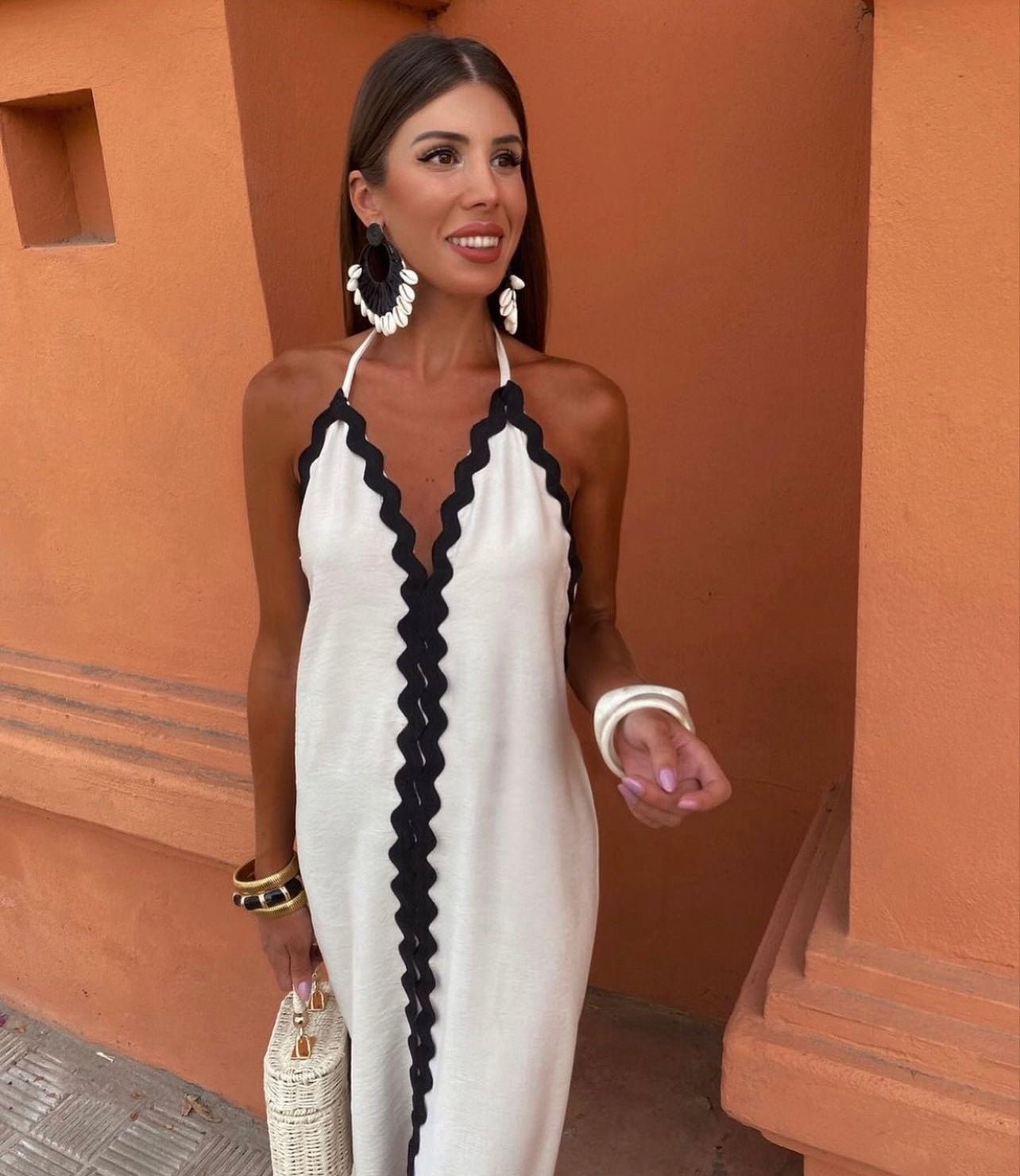 Elegantes Maxikleid mit offenem Rücken