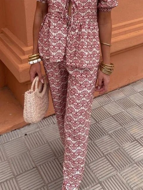 Elegantes Sommer-Set mit V-Ausschnitt