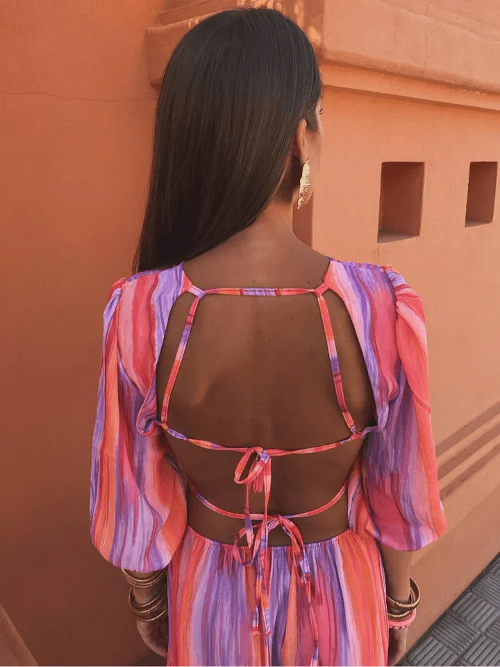 Maxikleid mit Taillenausschnitten und vertikalem Muster